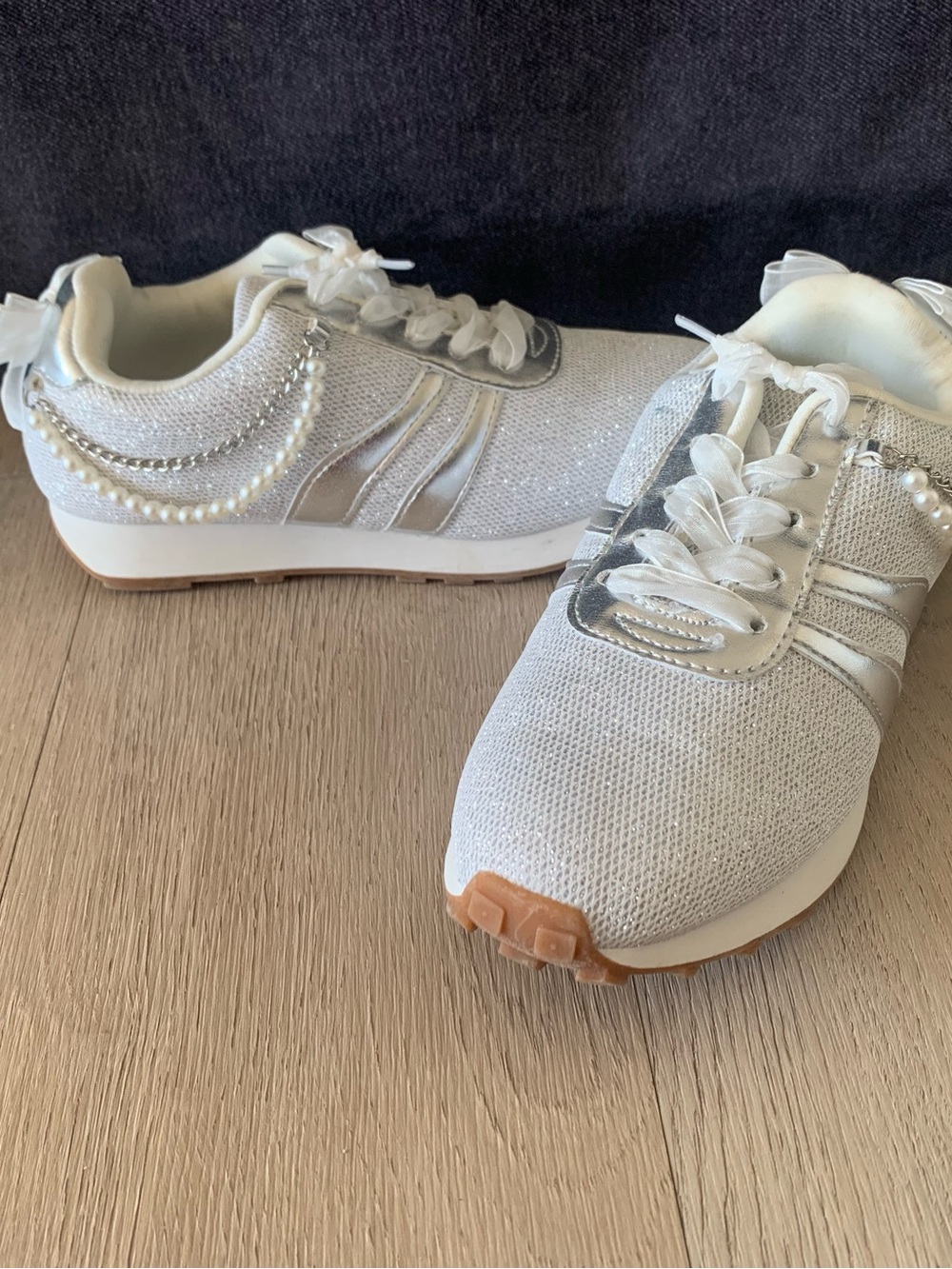 Kids White shimmer Pearl-Accent Athletic Sneakers